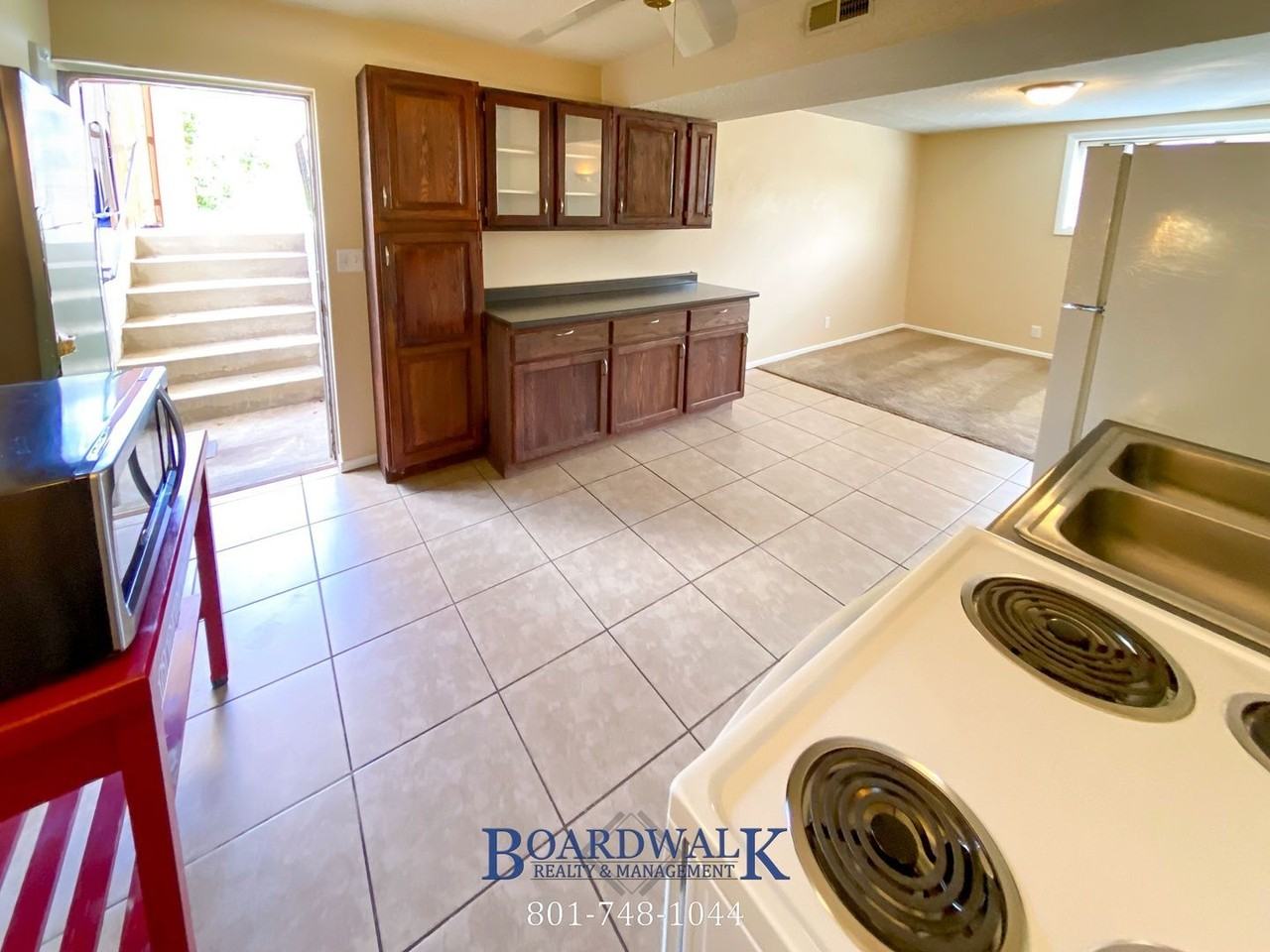 451 E 8120 S #2 - Photo 7 of 23