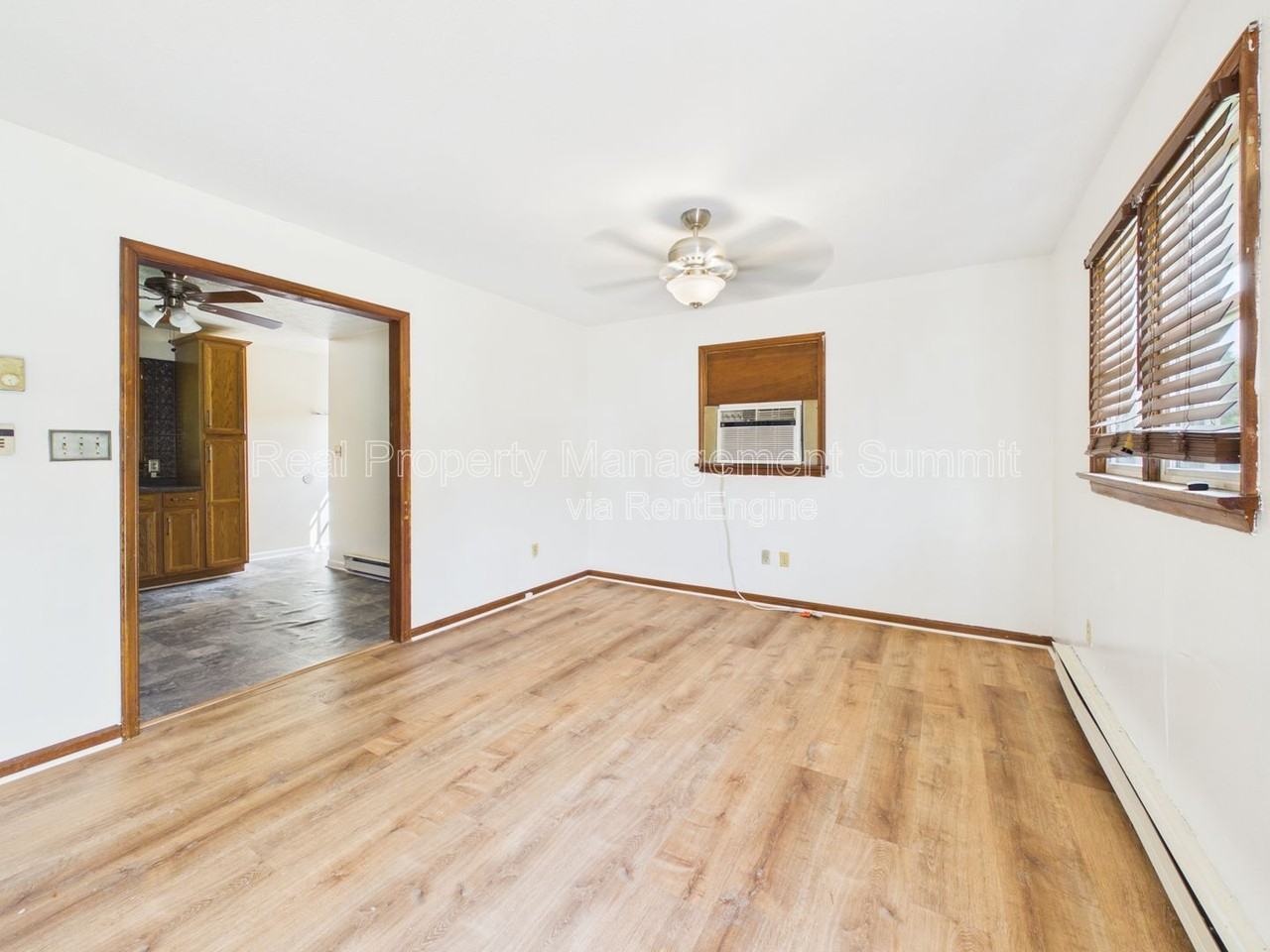 530 Highland Ave - Photo 3 of 16