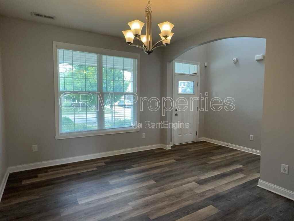 6311 Burgin Dr - Photo 4 of 50