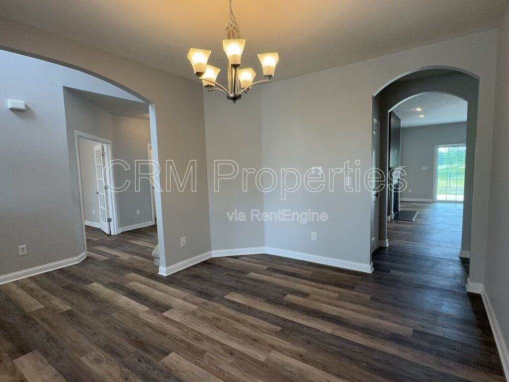 6311 Burgin Dr - Photo 7 of 50