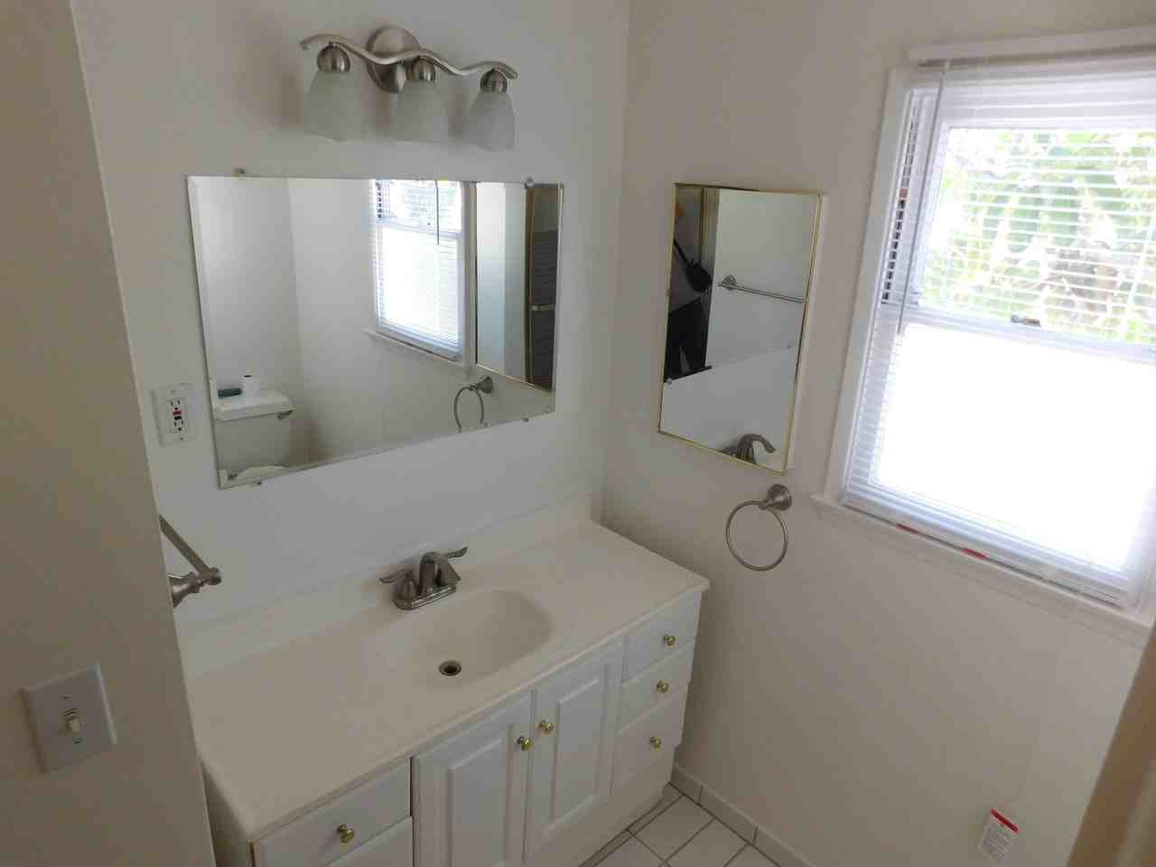 11009 Danube Ave - Photo 4 of 13
