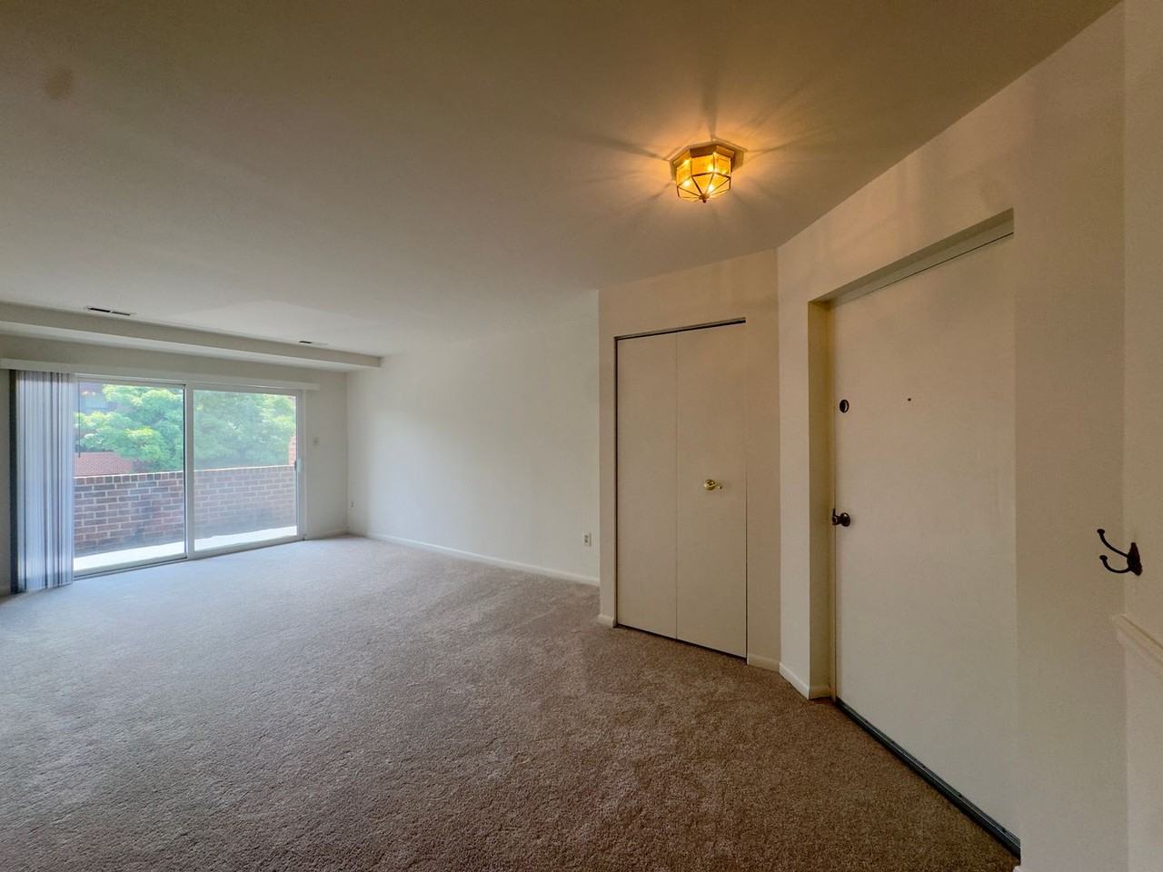 20 Juliet Ln - Photo 2 of 16