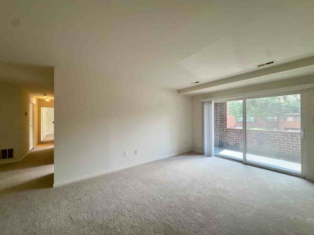 20 Juliet Ln - Photo 4 of 16