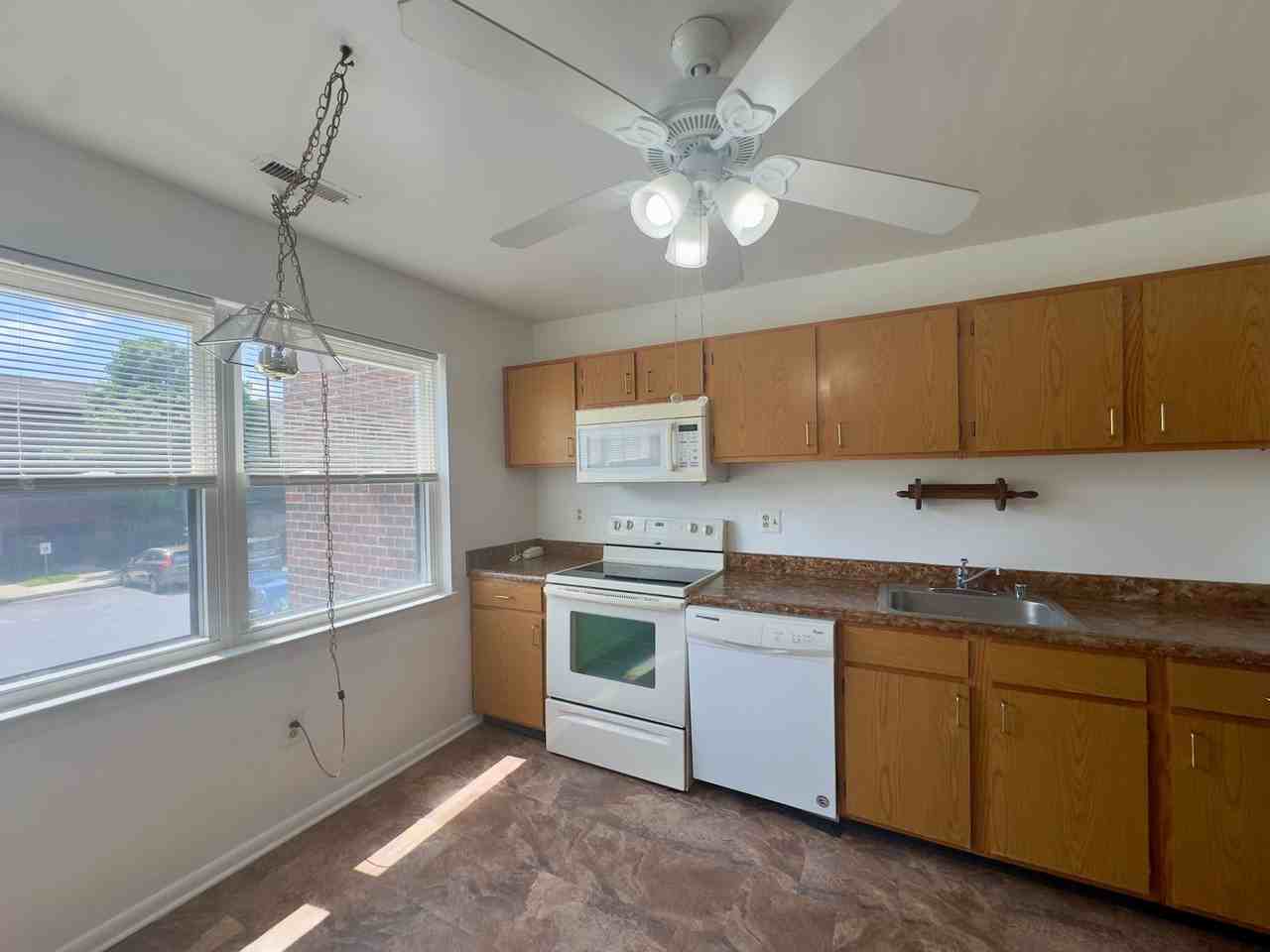 20 Juliet Ln - Photo 7 of 16