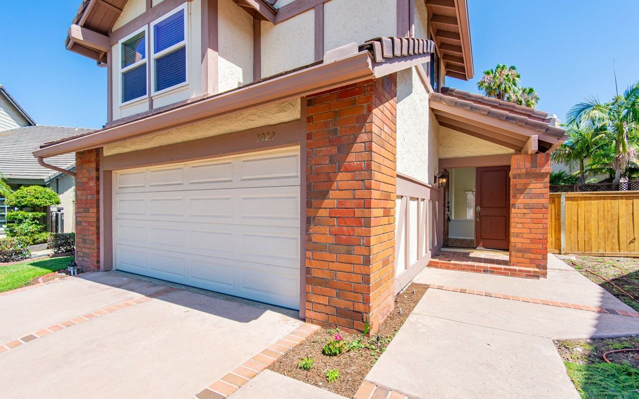 3022 Cielo Pl - Photo 2 of 38