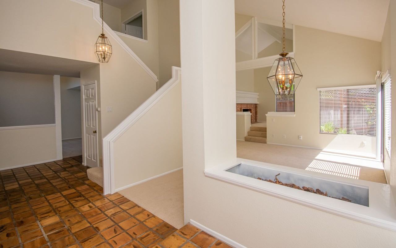 3022 Cielo Pl - Photo 3 of 38