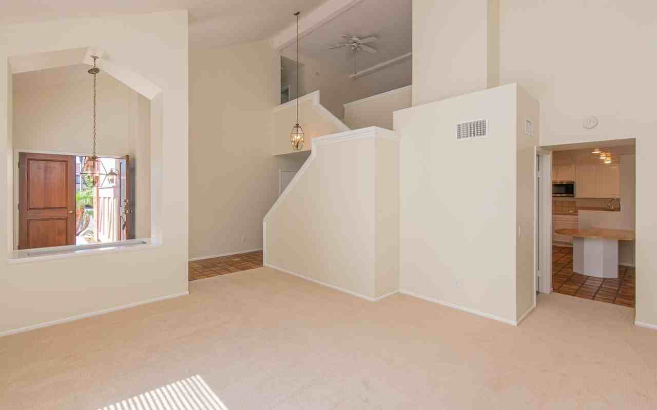 3022 Cielo Pl - Photo 4 of 38