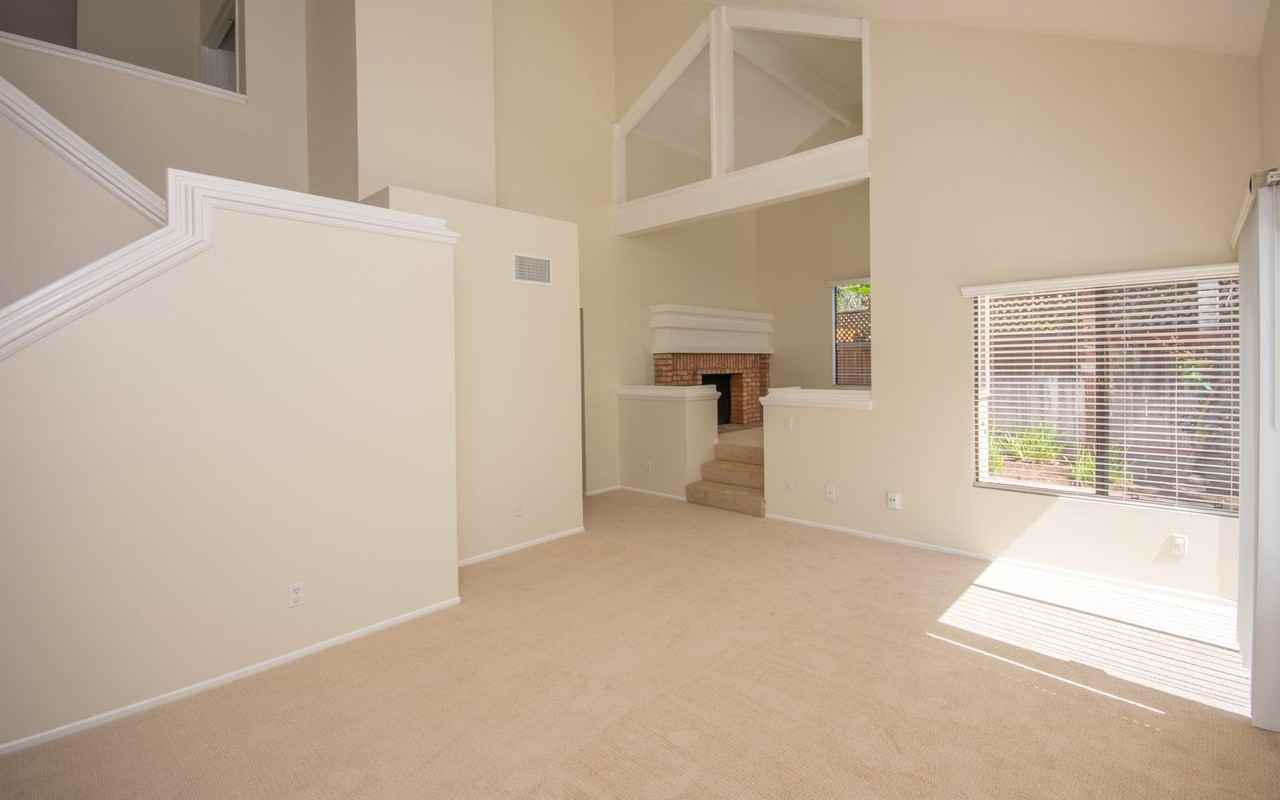3022 Cielo Pl - Photo 6 of 38