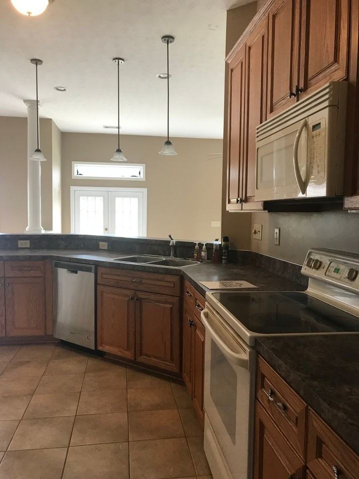 1930 Chancellor Ridge Rd - Photo 2 of 17