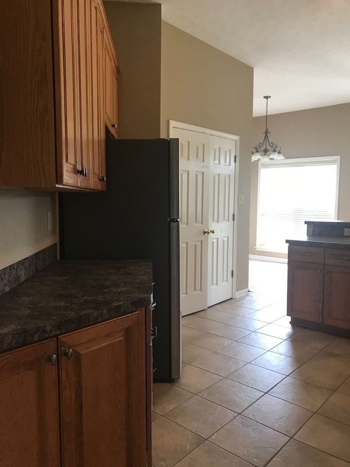 1930 Chancellor Ridge Rd - Photo 3 of 17