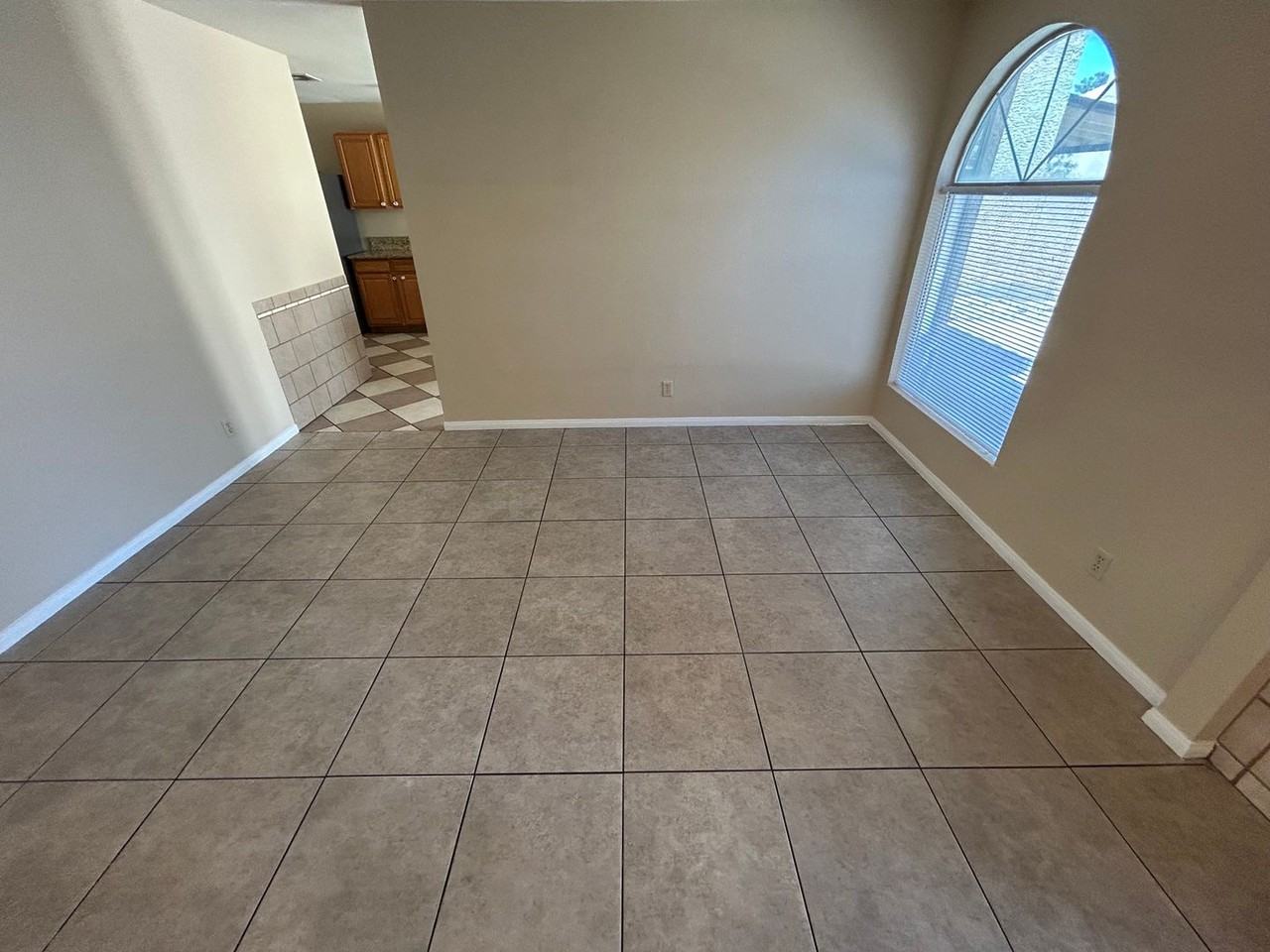 2806 Rungsted St - Photo 7 of 20