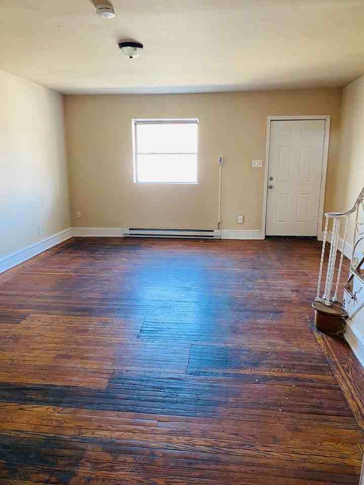 5447 Torresdale Ave - Photo 2 of 15