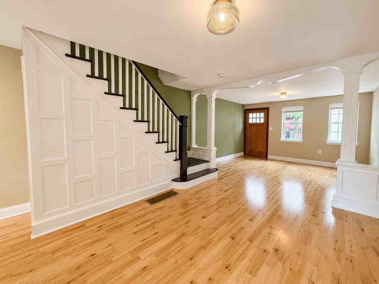 1629 S Jessup St - Photo 4 of 28