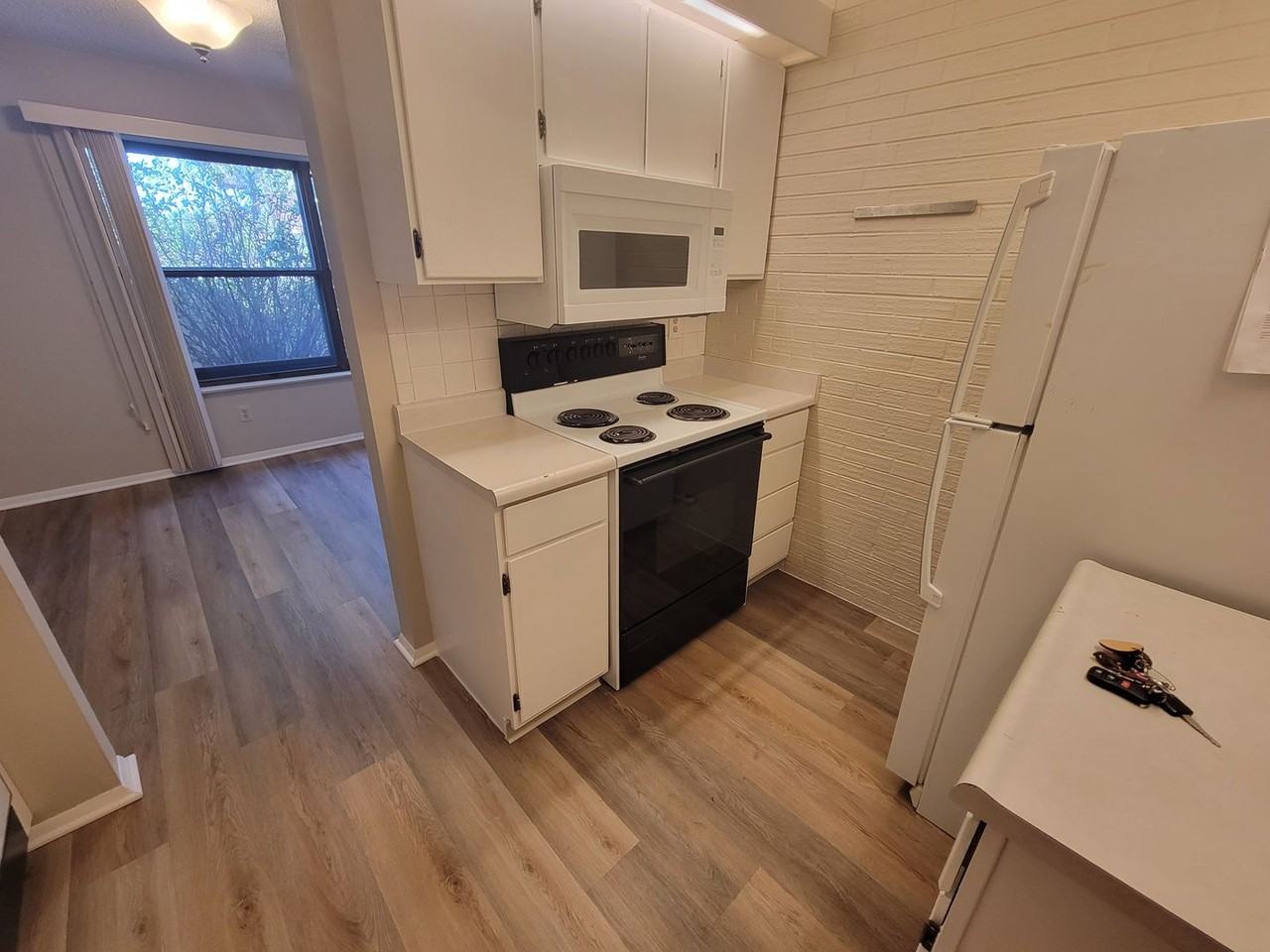 500 Manhattan Dr #D1 - Photo 3 of 46