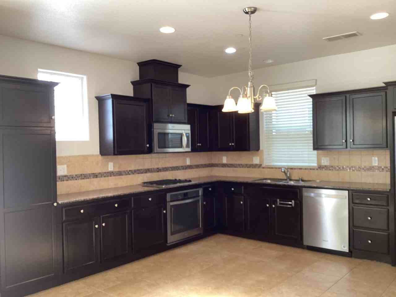 7082 N Refinement Dr - Photo 4 of 27