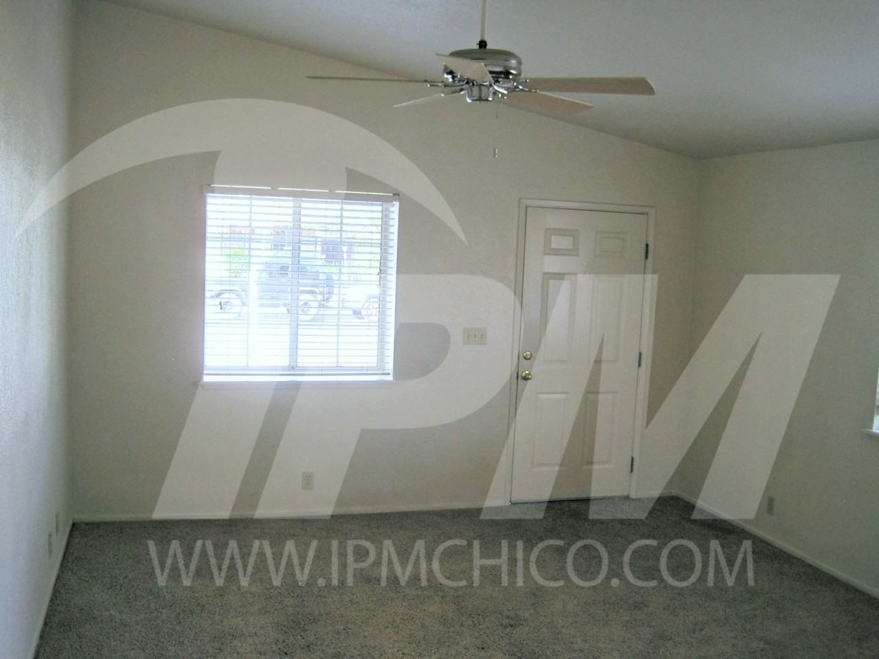 63 Glenshire Ln - Photo 5 of 9