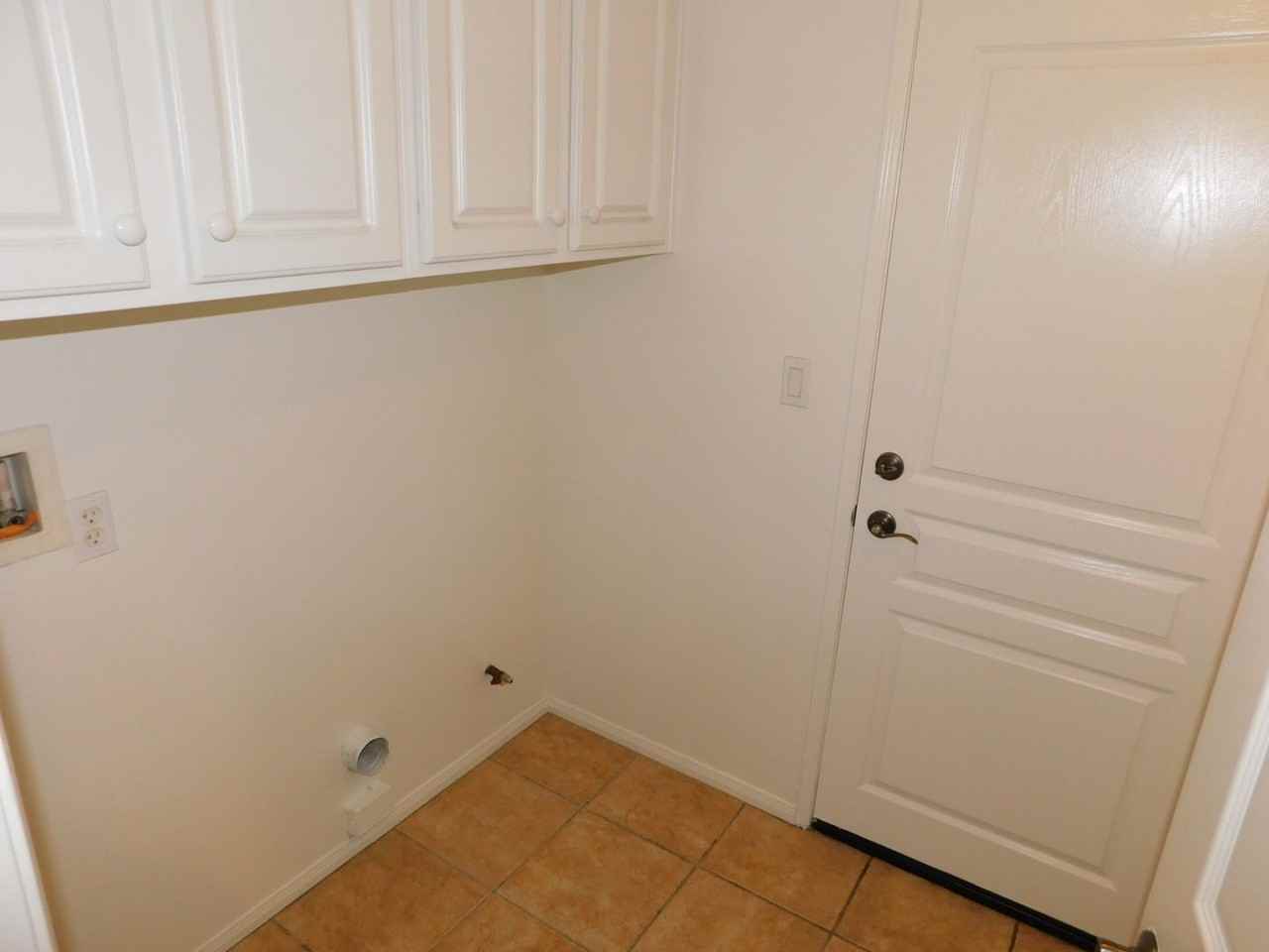 147 Tall Oak - Photo 4 of 36