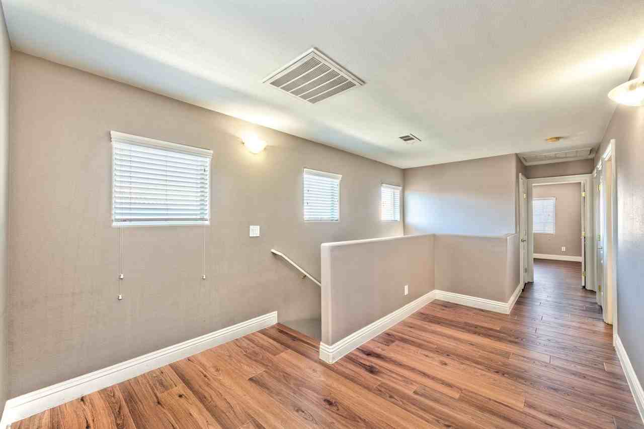 1593 Dark Wolf Ave - Photo 4 of 14