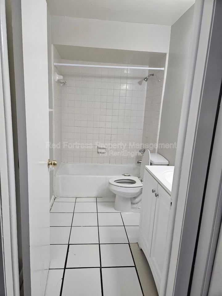 5436 6th Ave - Photo 7 of 8