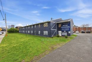544 Riverview Dr #B1 - Photo 1 of 1