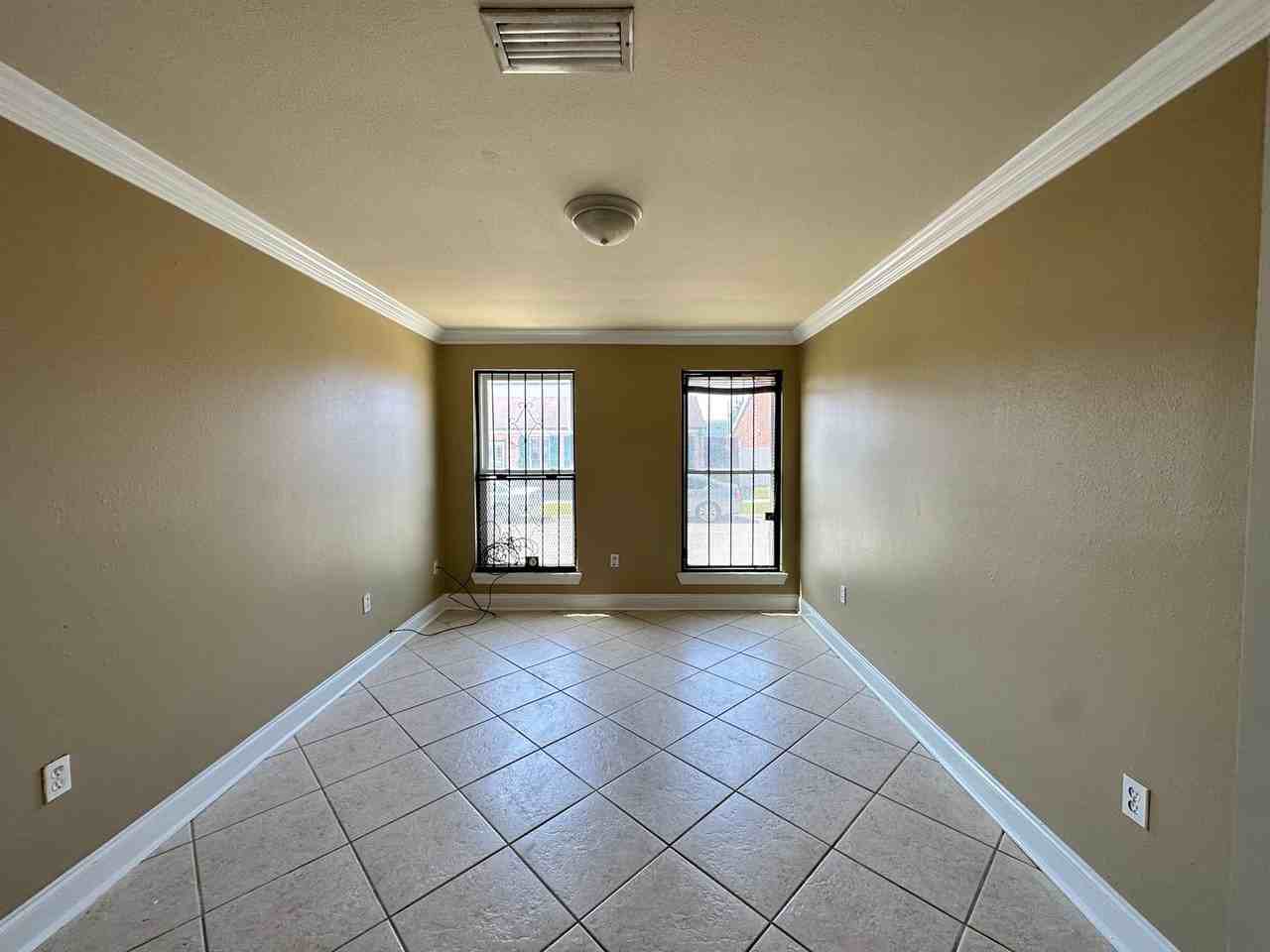 2757 Edna St - Photo 4 of 18