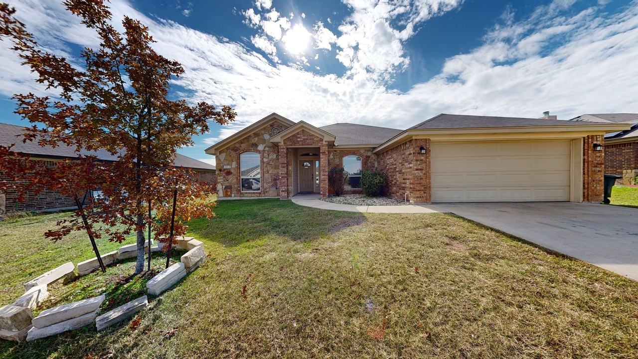 504 W Orion Dr - Photo 2 of 34