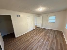 4550 Quince Rd - Photo 1 of 1