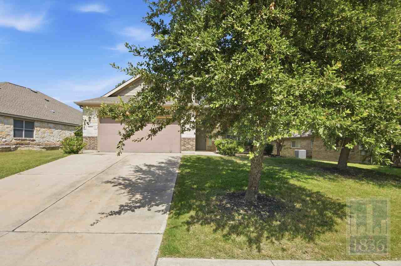 18713 Falcon Pointe Blvd - Photo 3 of 50