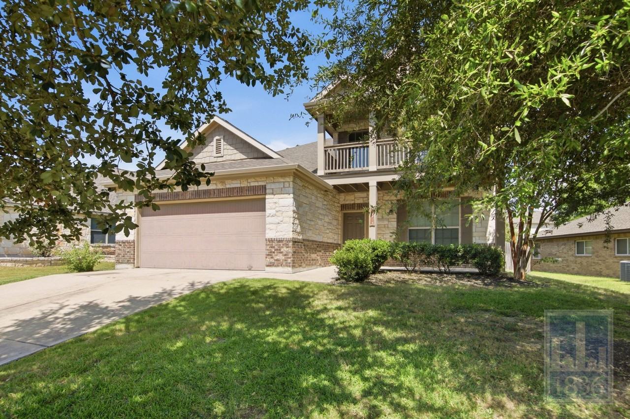 18713 Falcon Pointe Blvd - Photo 4 of 50