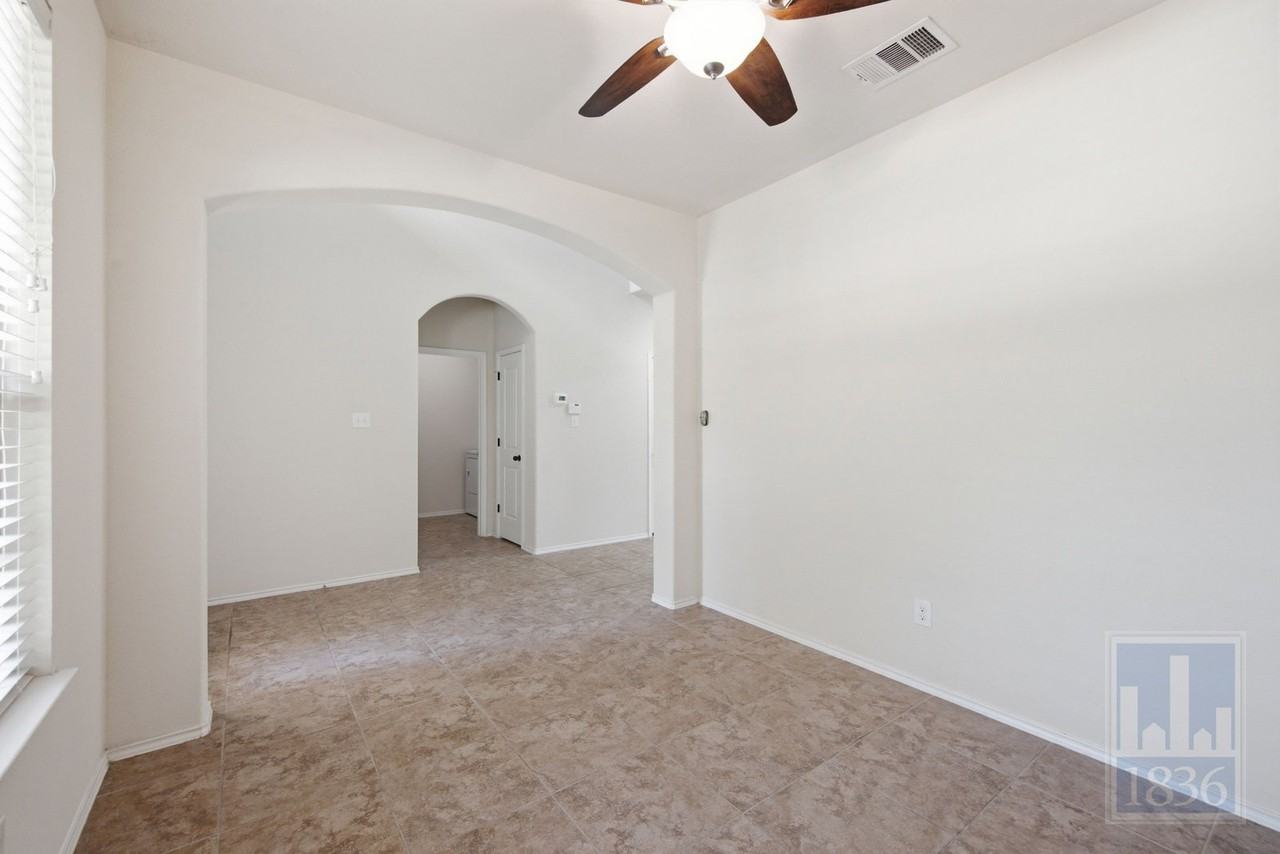 18713 Falcon Pointe Blvd - Photo 6 of 50