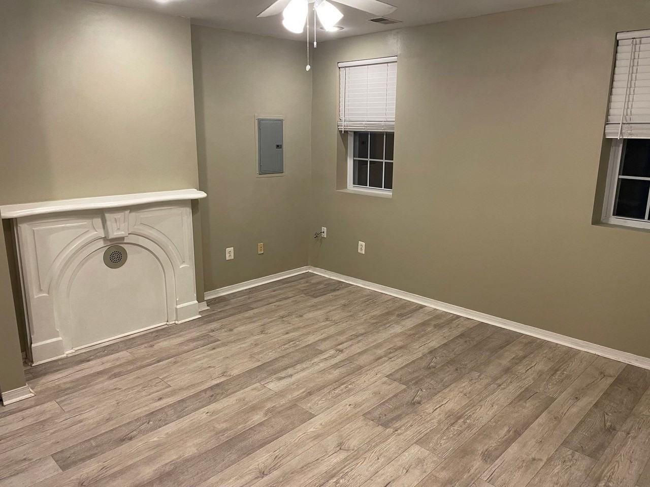 909 S 21st St #2 - Photo 5 of 11