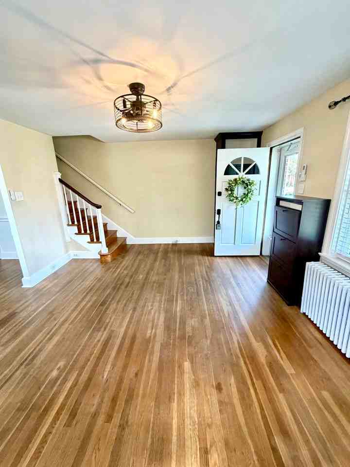 844 E Madison St - Photo 3 of 30