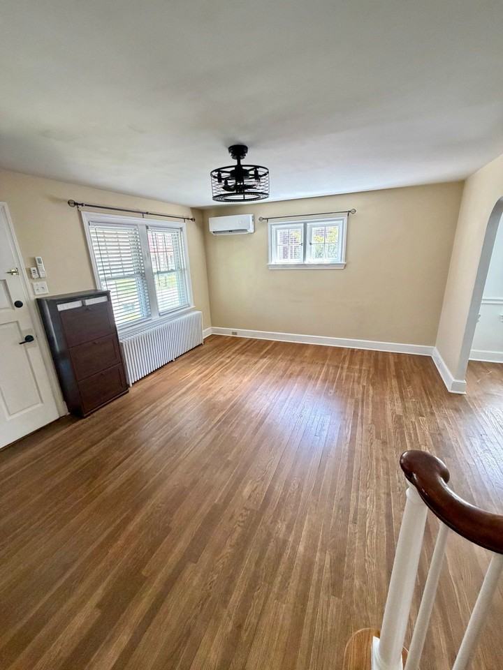 844 E Madison St - Photo 6 of 30