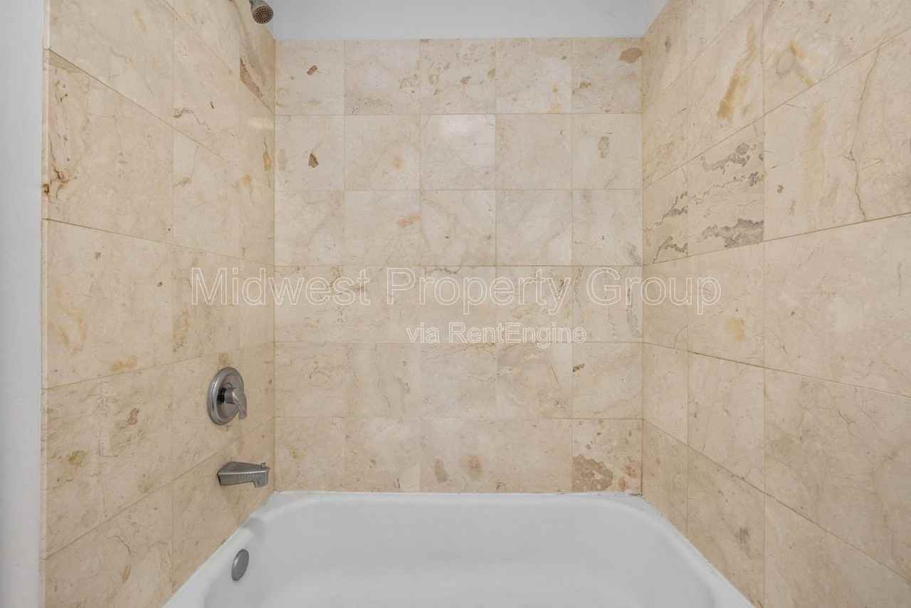 4244 Chouteau Ave #006 - Photo 6 of 10