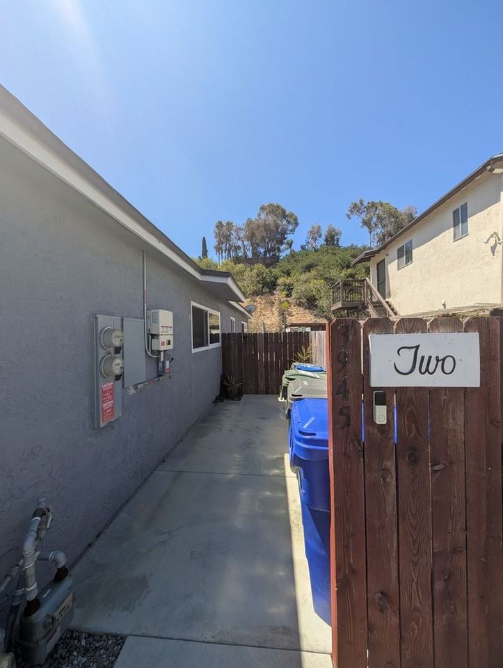 3945 Cameo Dr #2 - Photo 2 of 4