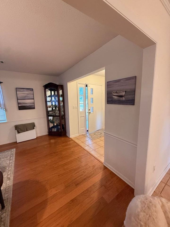 17 Prince William Dr - Photo 4 of 18