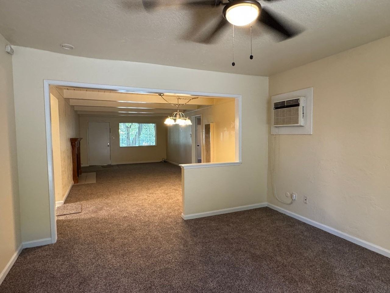 6542 Leesburg Pl - Photo 7 of 23