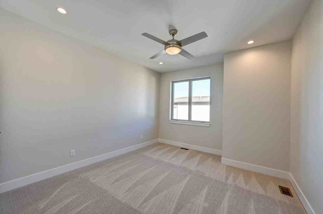 205 Old Stage Road - Photo 4 of 6