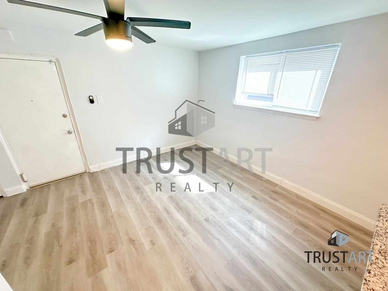 971226 Bustleton Ave #18 - Photo 4 of 11