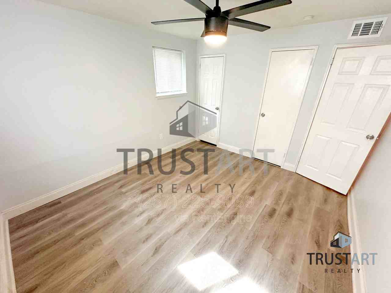 971226 Bustleton Ave #18 - Photo 6 of 11