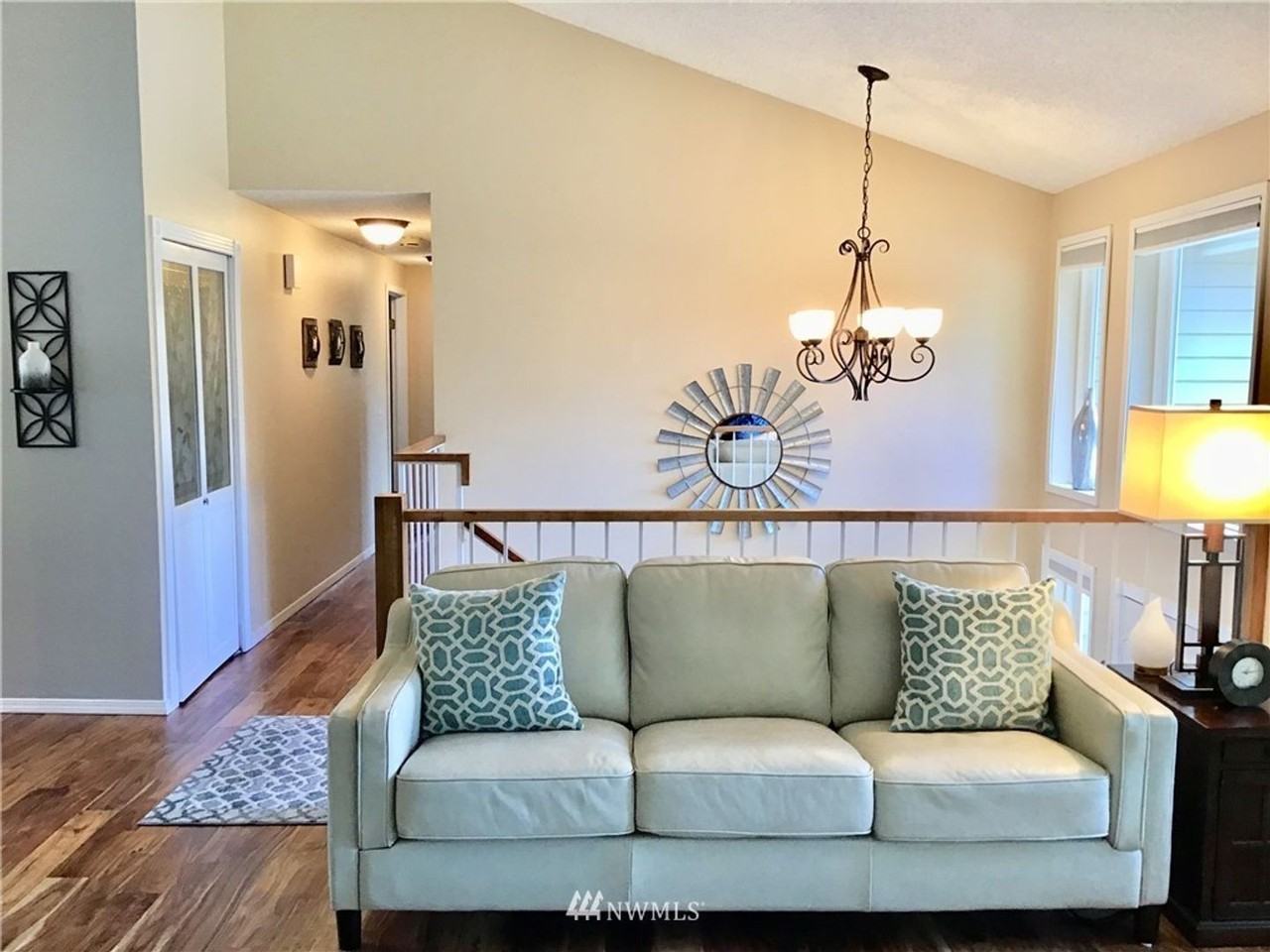 14306 88th Ave Ne - Photo 3 of 24
