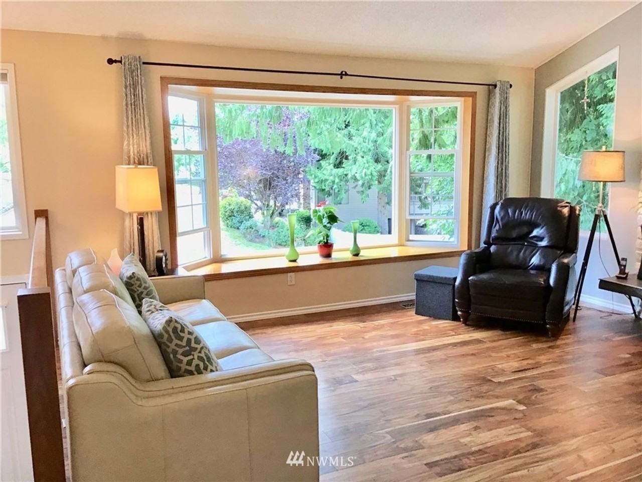 14306 88th Ave Ne - Photo 4 of 24