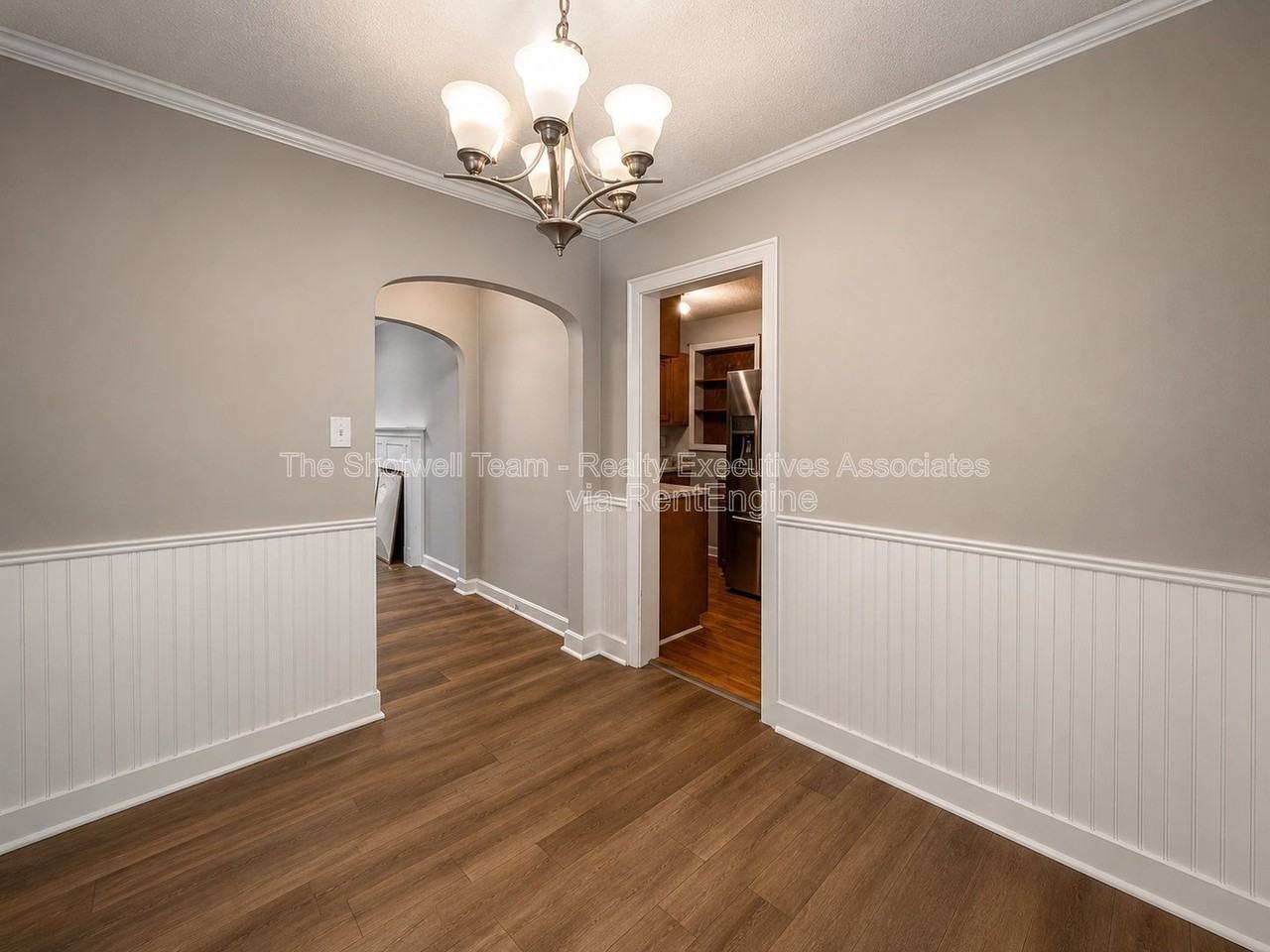 2540 Larkwood Ln - Photo 6 of 13