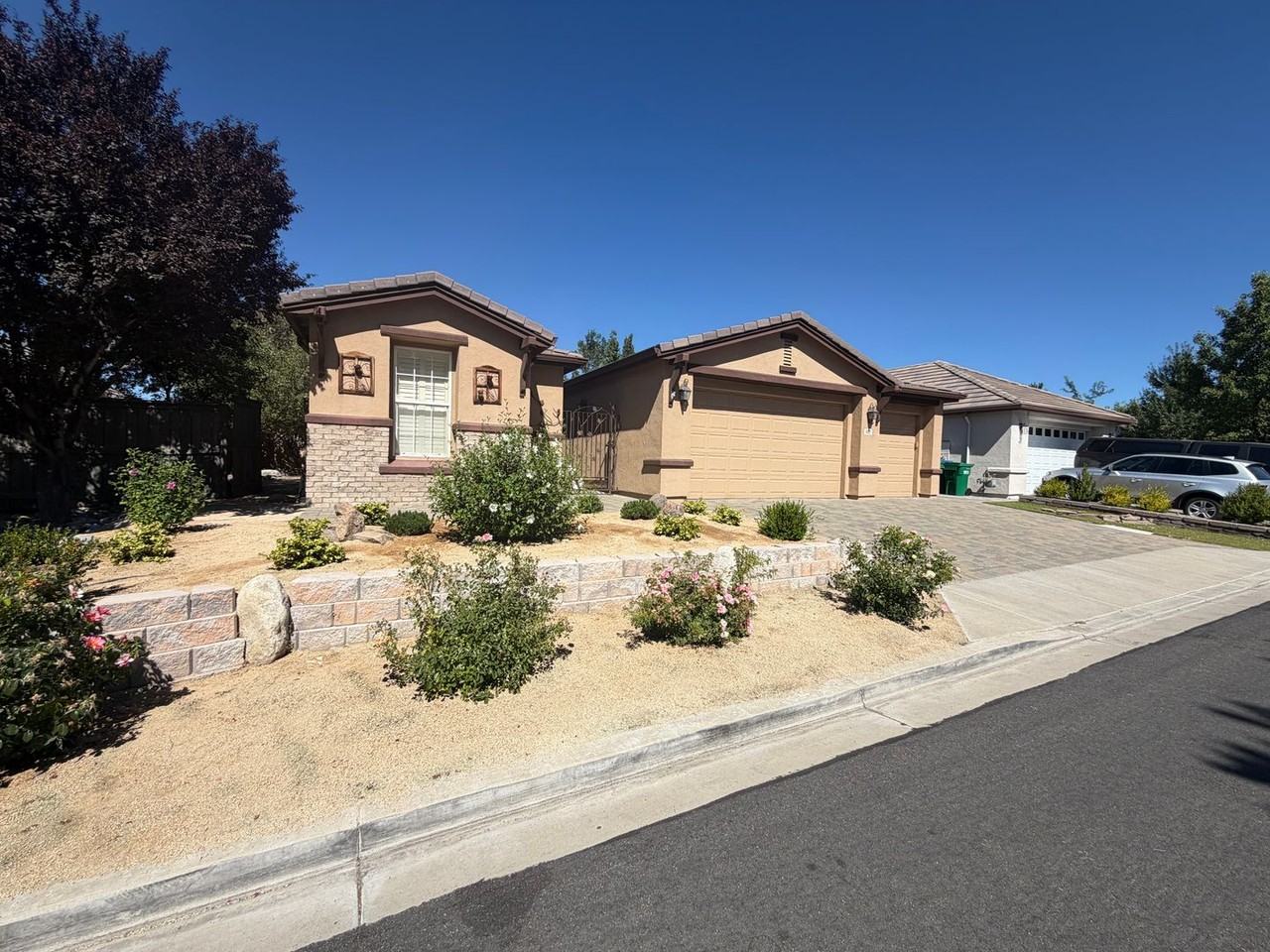 485 Cicada Ct - Photo 2 of 22
