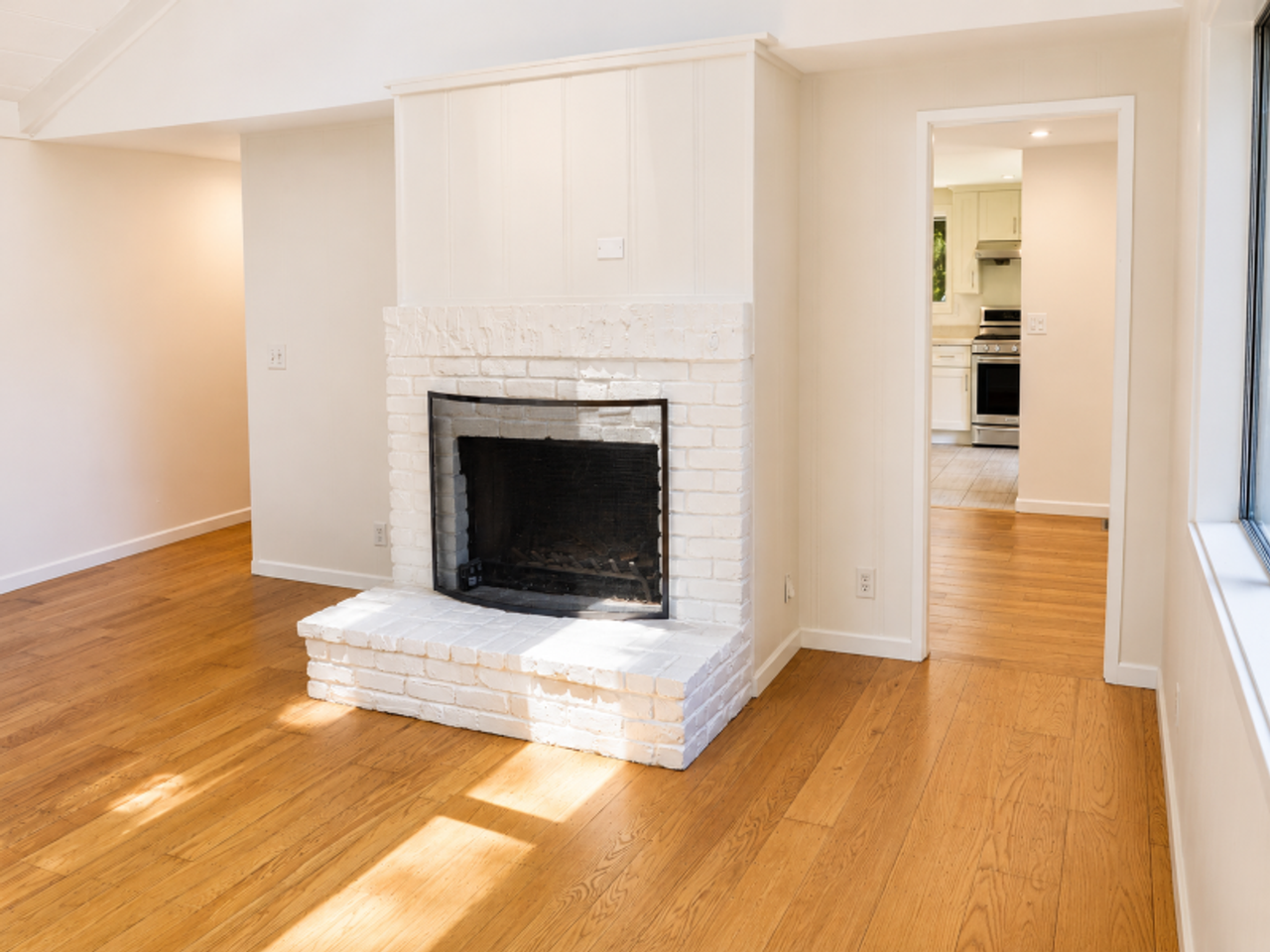 95 Marguerite Ave - Photo 2 of 20