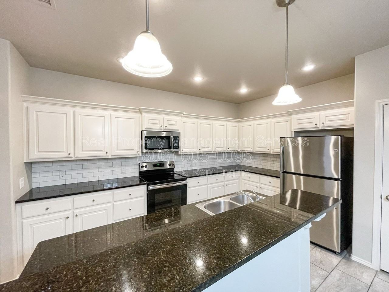 2607 113th St - Photo 2 of 15