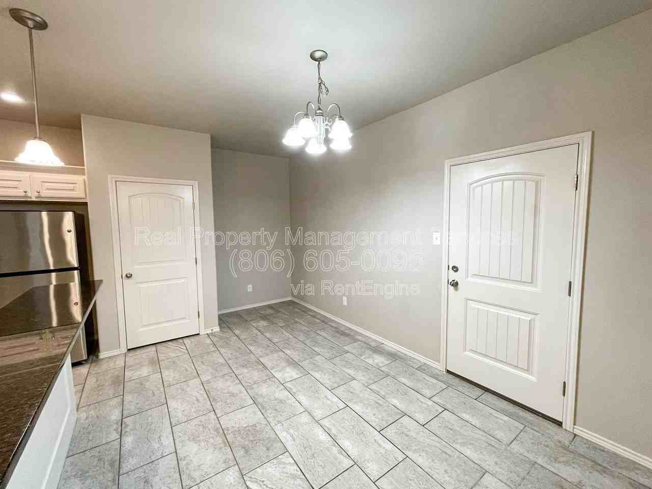 2607 113th St - Photo 5 of 15
