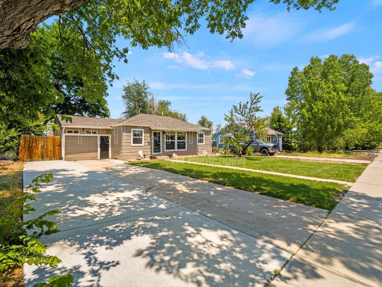 4841 E Missouri Ave - Photo 2 of 22
