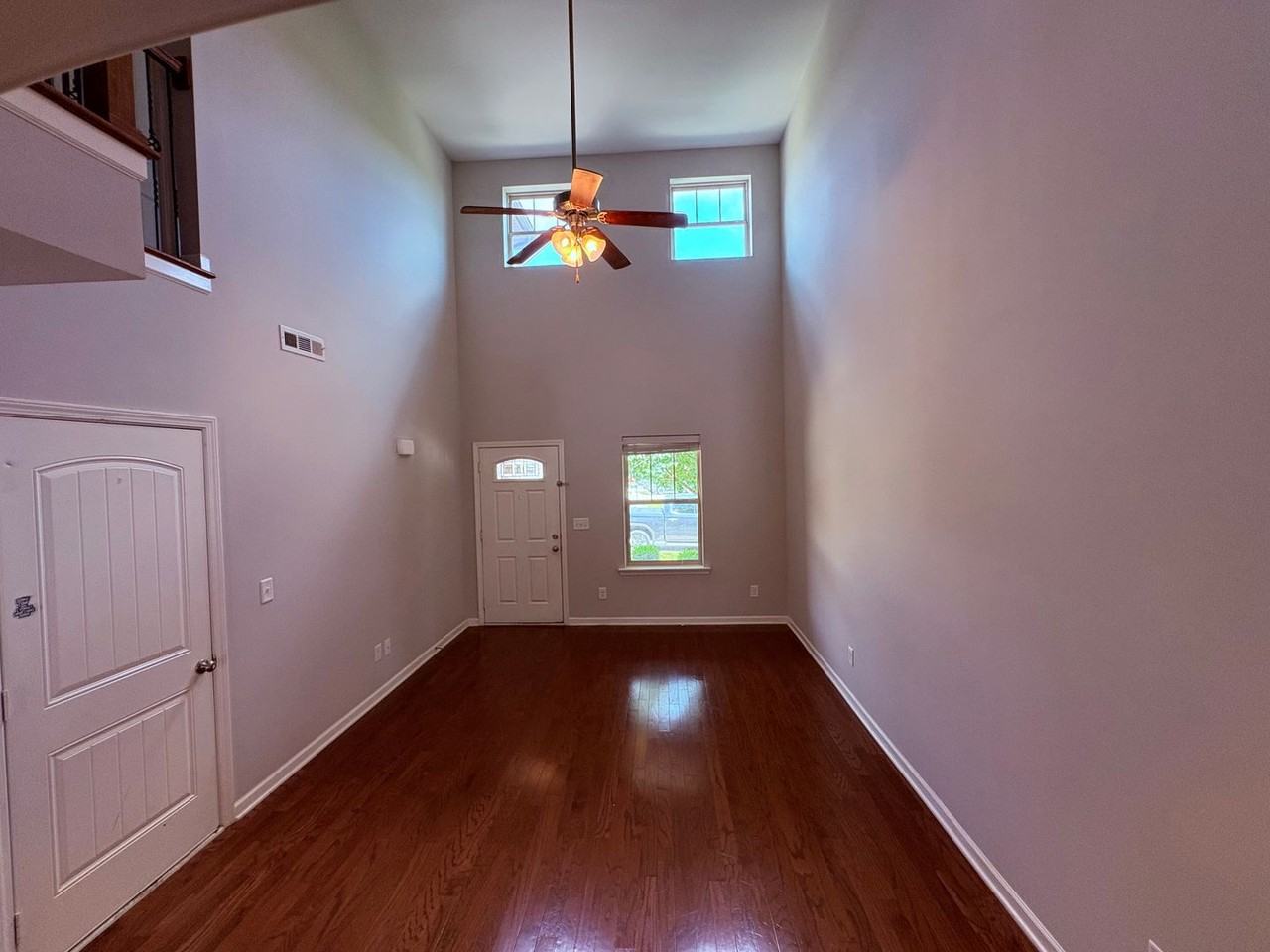 175 Saxony Way - Photo 3 of 21