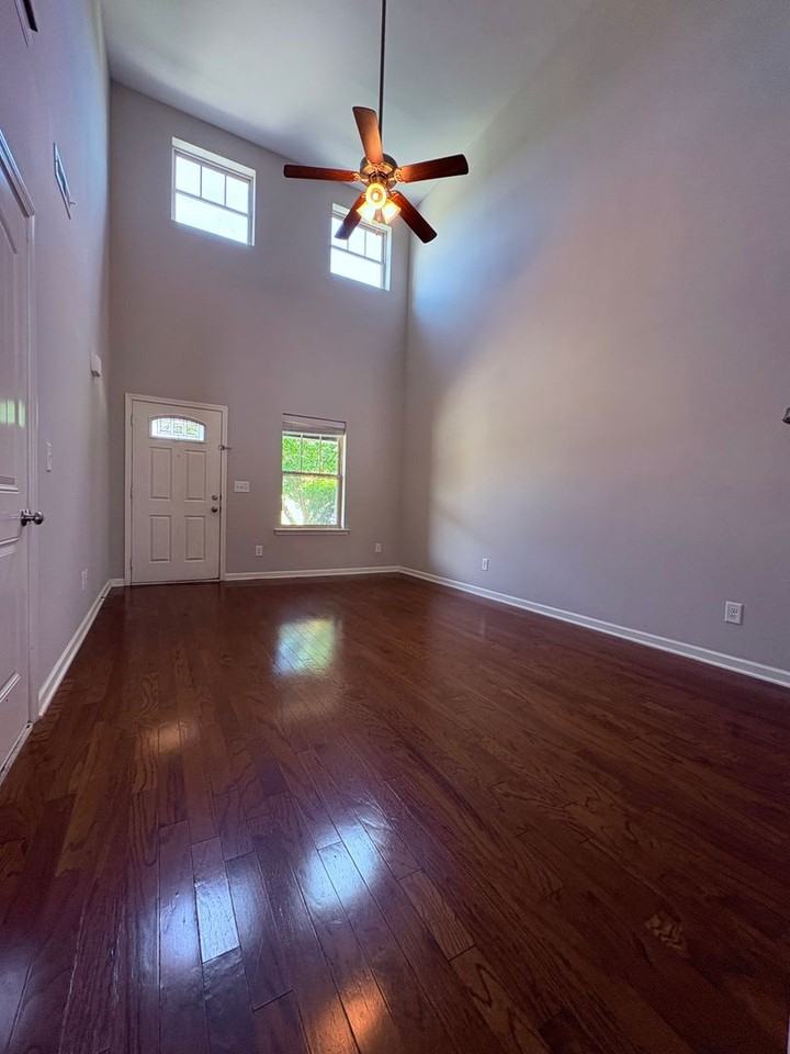 175 Saxony Way - Photo 5 of 21